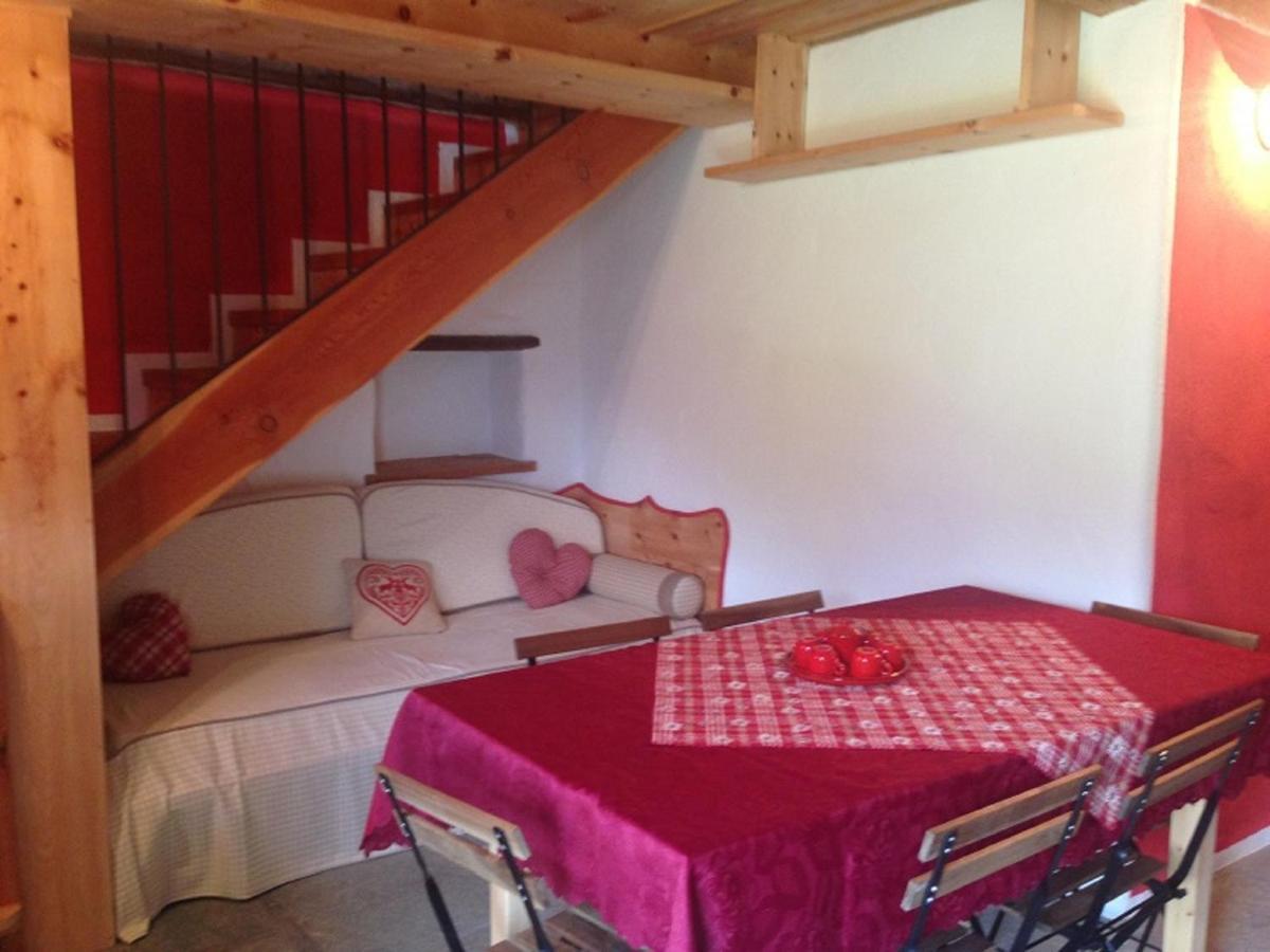 Villa Baite Cialvrina Gressoney-Saint-Jean Zimmer foto